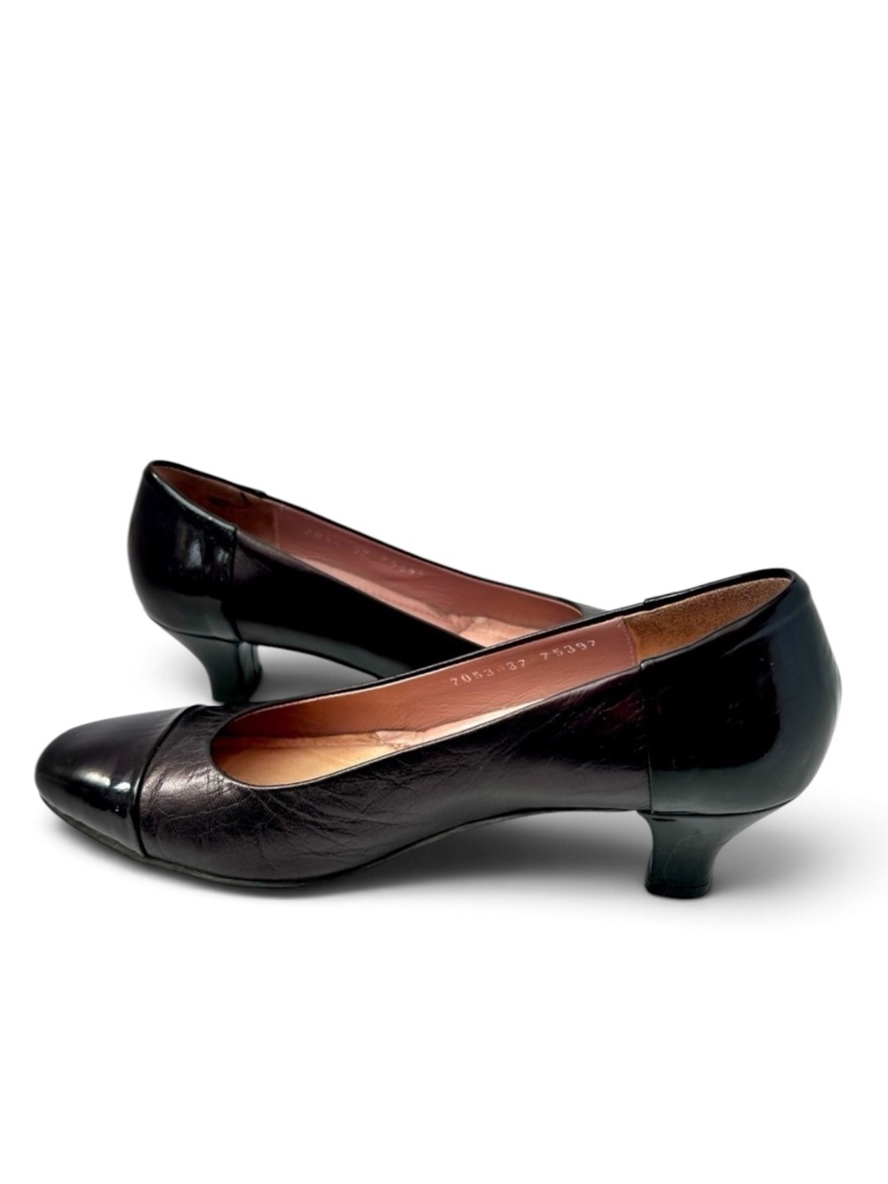 BEAUTIFEEL Black Patent Leather Cap Toe Low Heel Pumps Size 37 US 6.5